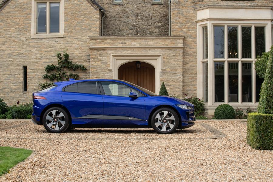  Jaguar I-Pace EV400 AWD S 2018 года  (UK) (фото 21 из 40)